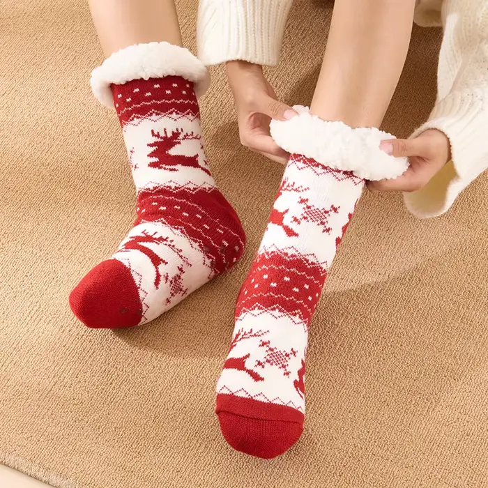Chaussettes de noël pour femmes, dessin animé Kawaii pour filles, mignonnes et douces, mi-tube, velo