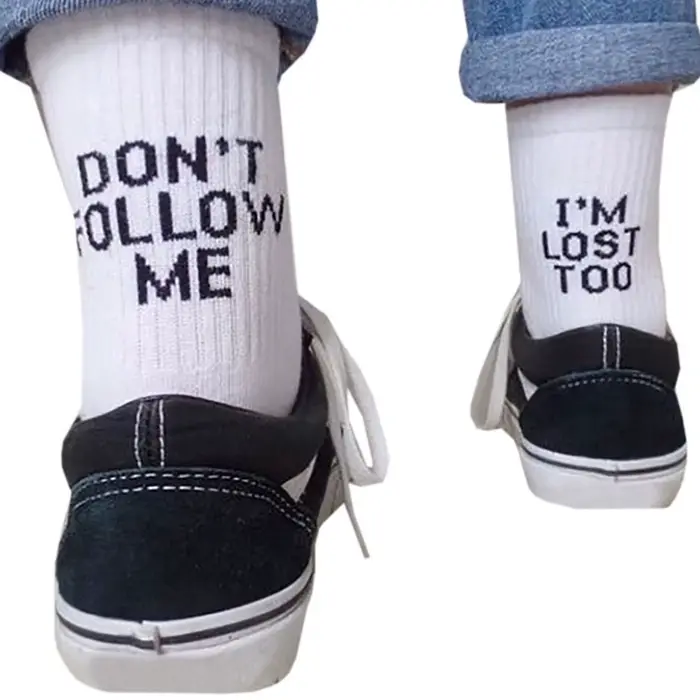 Femmes hommes chaussettes drôles Harajuku Humor mot imprimé