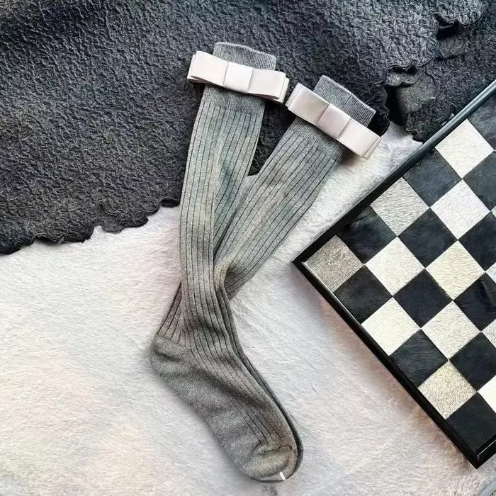 Bas pour femmes printemps été tendances décontracté Style Preppy chaussettes hautes femme HQ coton c