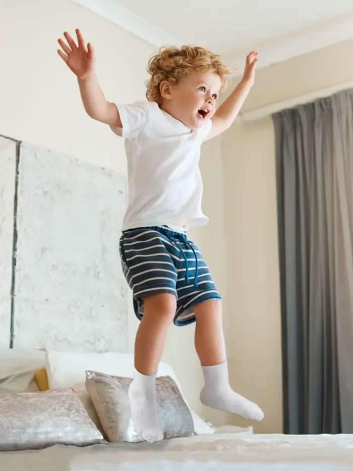 Chaussettes pour tout-petits avec poignées pour garçons et filles, 15 paires de chaussettes antidérapantes et collantes pour bébés de 1 à 10 ans