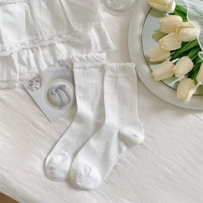 Chaussettes d'été à nœud pour femmes, bas fins en dentelle, doux et respirants, couleur unie, polyva