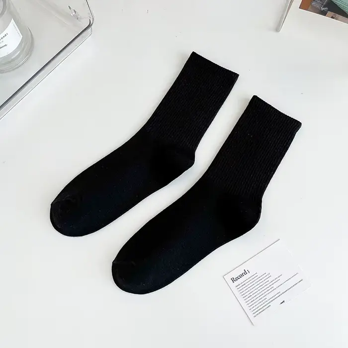 Mode femmes été chaussettes de danse hommes blanc noir rouge respirant doux coton chaussettes filles