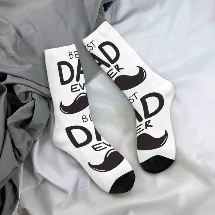 Chaussettes mi-mollet imprimées sur le thème de la fête des pères, avec une moustache rétro et un st
