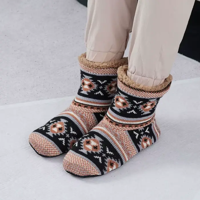 Chaussettes thermiques épaisses et mignonnes, pantoufles de couchage antidérapantes à rayures, bonne