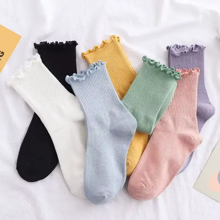 Chaussettes à volants femmes blanc noir froufrous Style Lolita jeune fille japonaise mignon Kawaii coton Harajuku