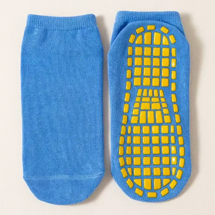 Chaussettes antidérapantes pour enfants, chaussettes de Trampoline antidérapantes à utiliser dans le