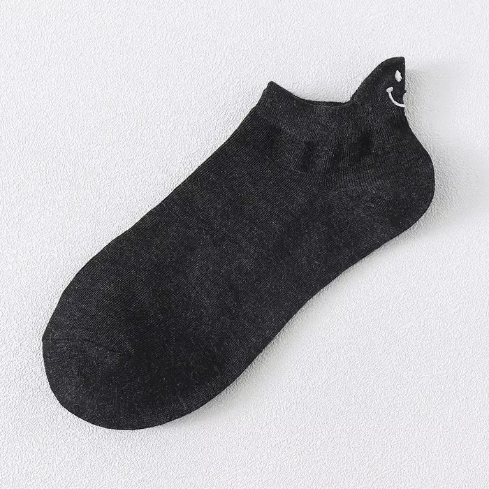 Chaussettes pour femmes Happy Ladies, chaussettes à motif de visage souriant, chaussettes brodées, c