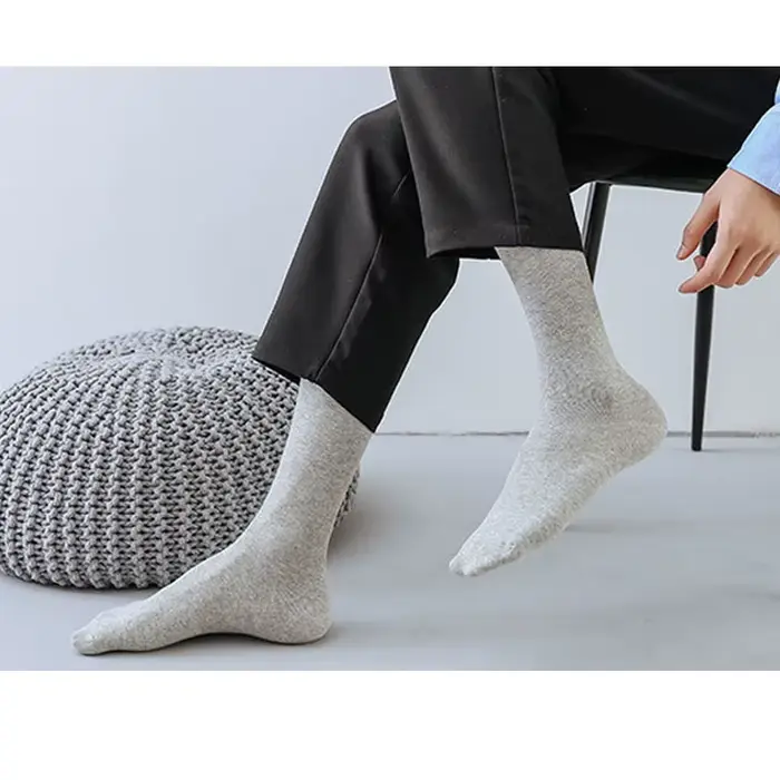 Chaussettes longues pour hommes de marque, décontractées, en coton peigné, classiques, unies, pour affaires, cadeau de fête ou de mariage, confortables, noires, Sokken