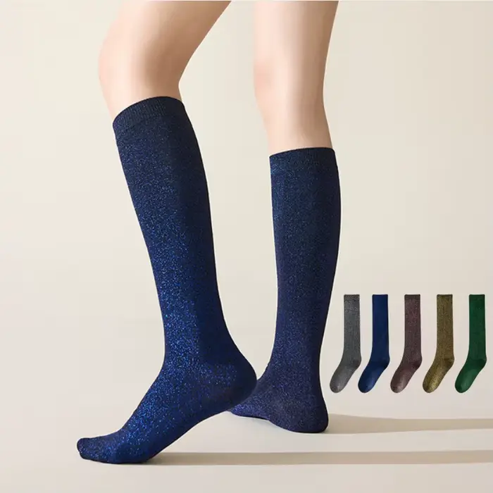 Polyvalent à la mode fil métallique brillant femmes genou chaussettes hautes Lurex mignon Slouch mollet