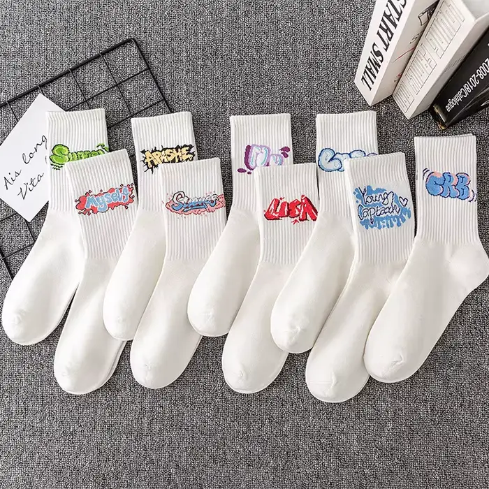 9 paires de chaussettes graffiti personnalisées pour hommes, minimalisme blanc, adaptées aux chausse