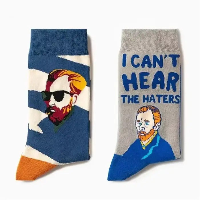 Van Gogh série chaussettes célèbre peinture style européen et américain dessin animé hommes et femmes en tube dessin animé coton chaussettes