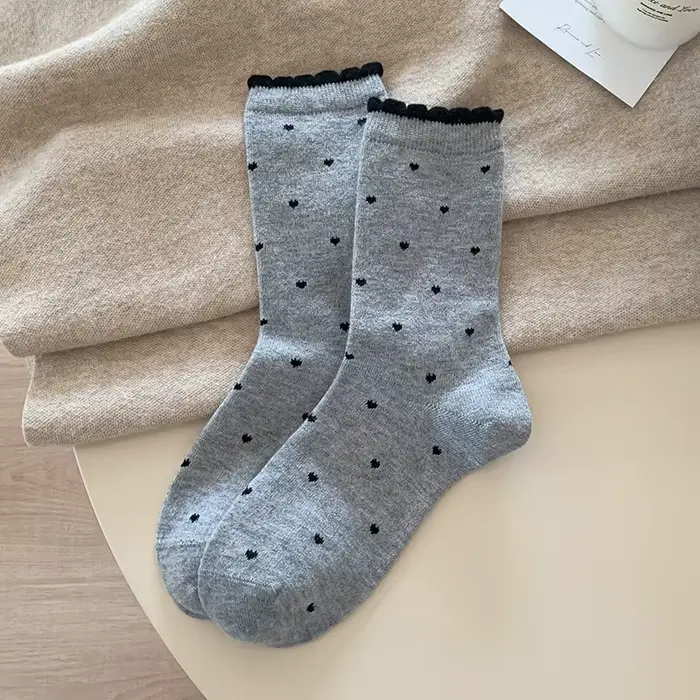 Chaussettes pour femmes Style rétro nouvelle mode coeur Design chaussettes mignonnes respirant chaud