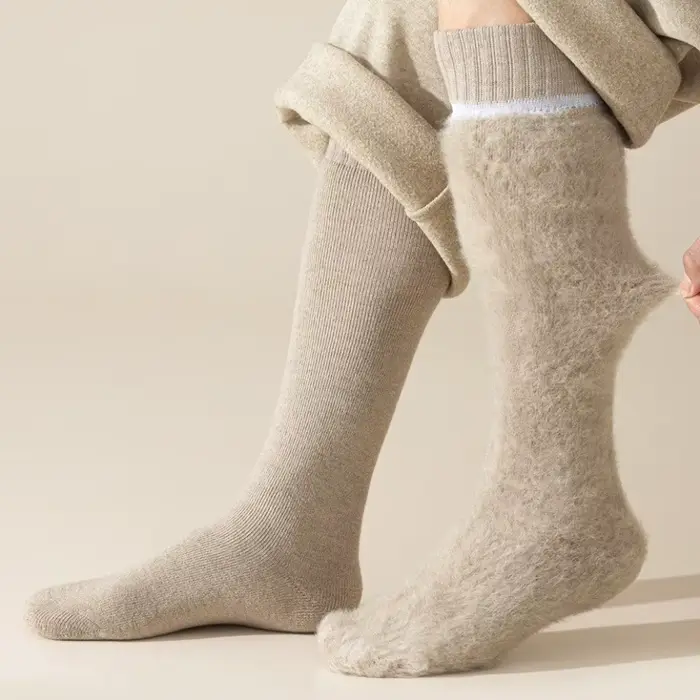 Cadeaux chaussettes de mollet en cachemire épaissi pour hommes couleur unie outils chauds