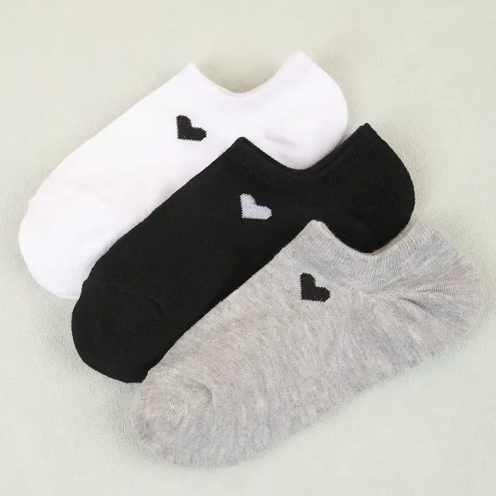 Chaussettes No-Show pour femmes – Motif cœur, noires, blanches et grises, polyvalentes et classiques