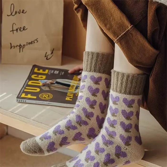 4 paires de luxueux chaussettes en tricot coeur violet – douces, chaudes et confortables pour l'automne et l'hiver – Chaussettes tendance pour femmes
