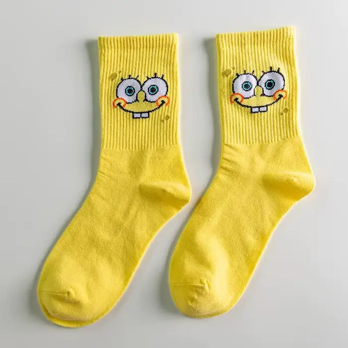Chaussettes longues mignonnes de Bob l'éponge et Patrick Star pour hommes et femmes, chaussettes en 