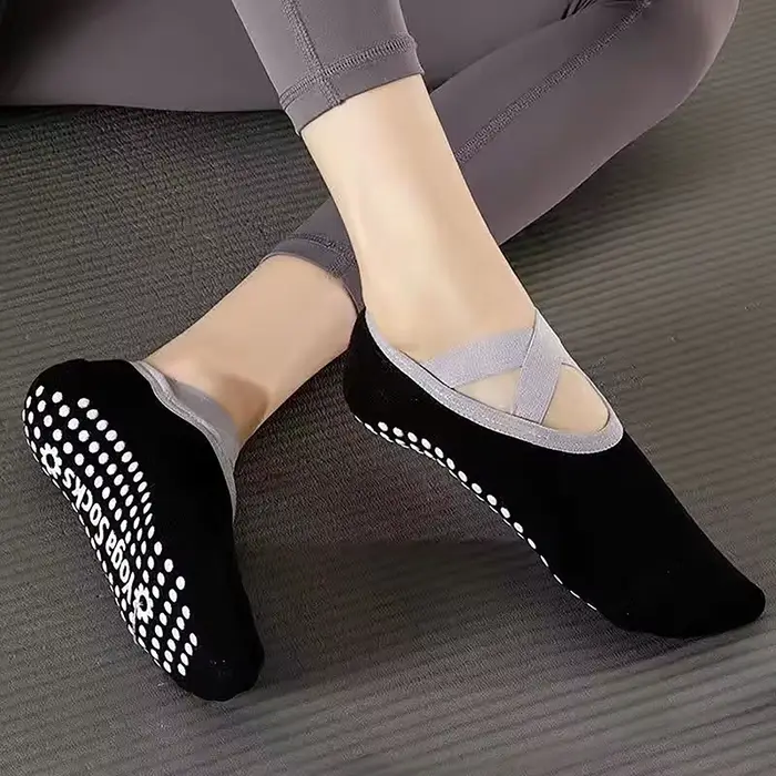 Chaussettes de Yoga professionnelles pour femmes, antidérapantes, absorbant la sueur, respirantes, P