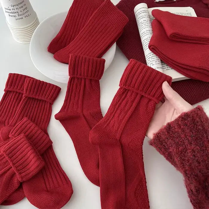Chaussettes femme respirant noël nouvel an chaussettes rouges pour filles mode rayé décontracté automne hiver chaussettes chaud confortable doux