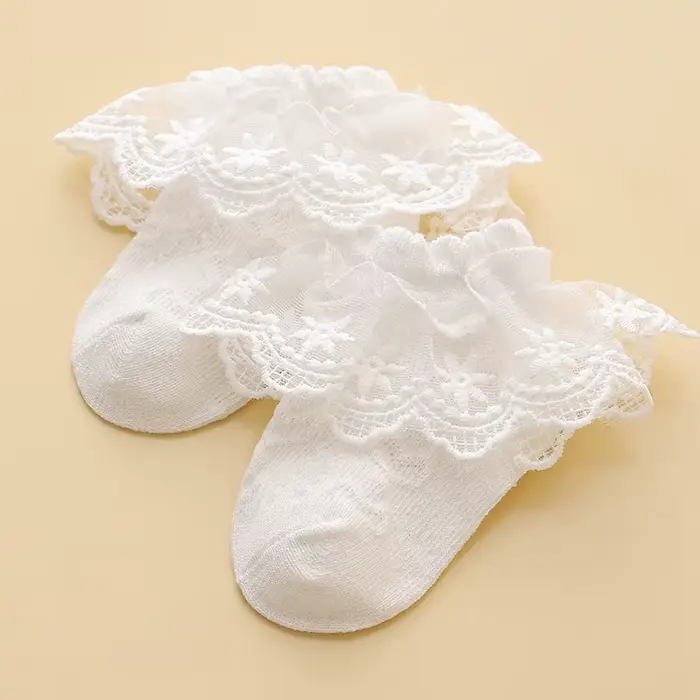 Chaussettes princesse en dentelle florale pour bébé fille, chaussettes antidérapantes à volants blan