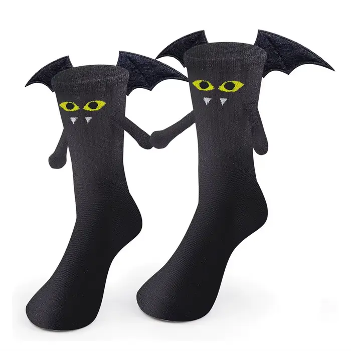Chaussettes d'halloween magnétiques effrayantes pour femmes, chaussettes de chauve-souris mignonnes,