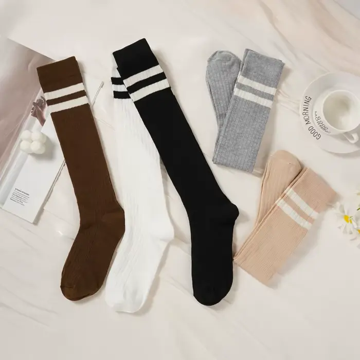 Femmes rayé coton longues chaussettes japonais JK noir blanc genou haut bas Long Tube jambe couleur unie filles