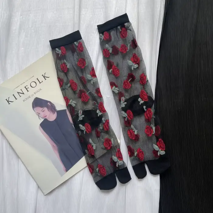 Chaussettes d'été transparentes Ultra-fines à bout fendu pour femme, soie cristal Rose rouge Floral