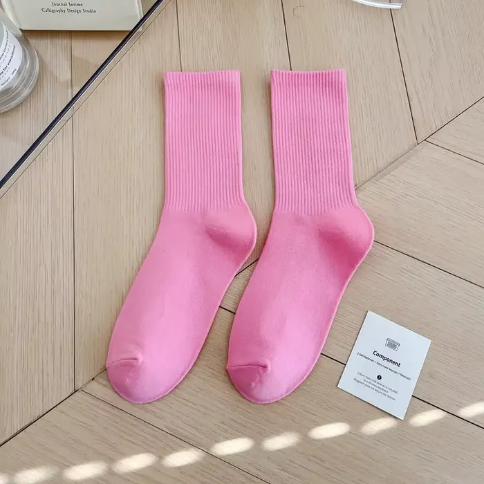 1 paire de chaussettes pour femmes, rouge, blanc, noir, chaussettes de sport respirantes, confortabl