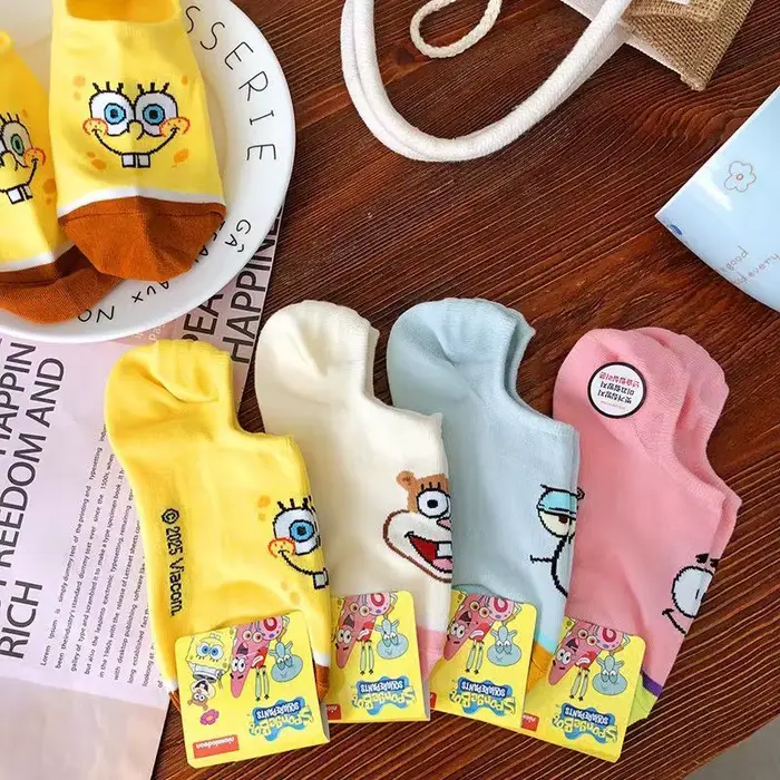Nouvelles chaussettes invisibles d'été pour filles, motif dessin animé SpongeBob, chaussettes bateau