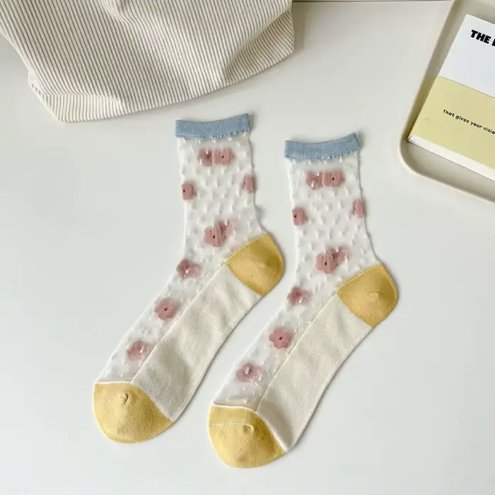 Chaussettes en dentelle transparente pour femmes, chaussettes carillon décontractées, respirantes, douces, mignonnes, style coréen, mode, été