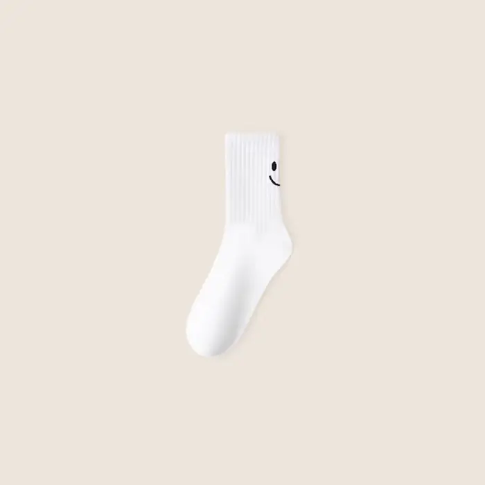 Chaussettes pour femmes, chaussettes de créateur à visage souriant, chaussettes amusantes en couleur
