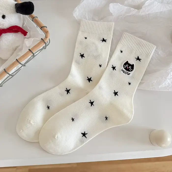 Chaussettes tendance pour femmes, nouvelles chaussettes décontractées en coton pour filles, absorban
