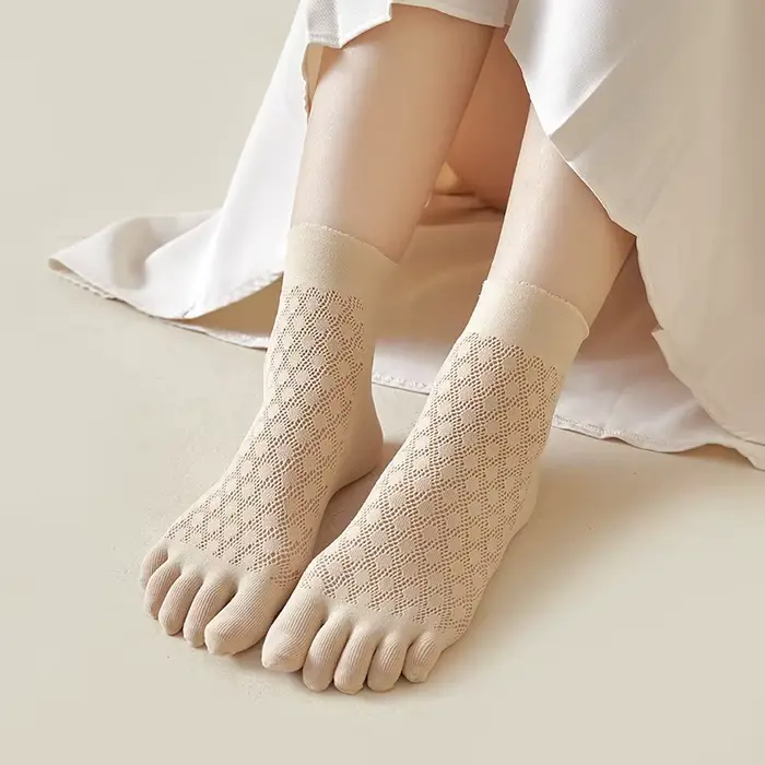 Chaussettes en nylon et soie pour femmes, respirantes en maille d'été, à cinq doigts, style coréen, 