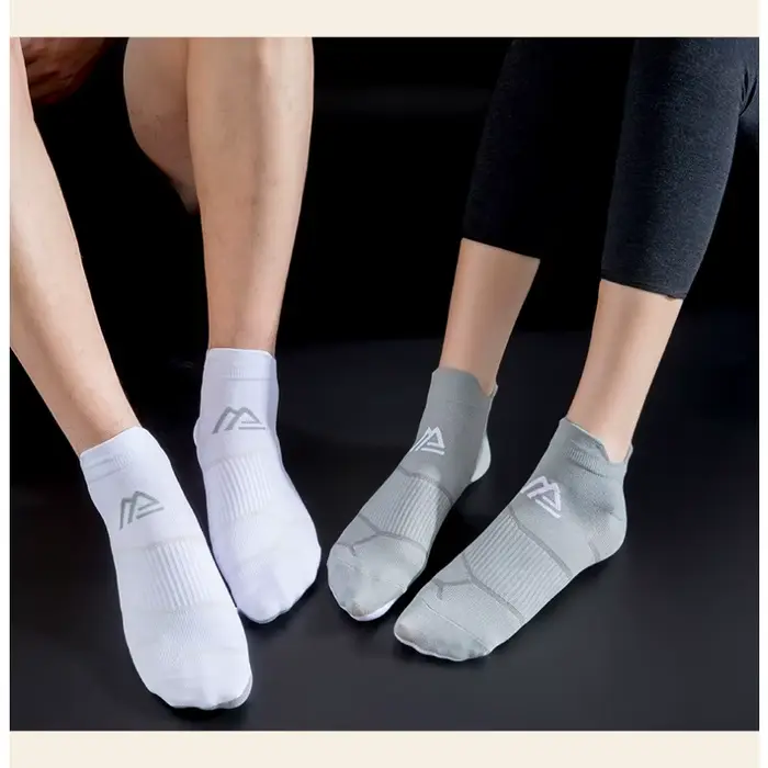 Chaussettes de sport courtes respirantes pour hommes et femmes, chaussettes de compression pour couples, anti-odeurs, anti-dérapantes, fines, athlétiques, course à pied, été, 1 paire