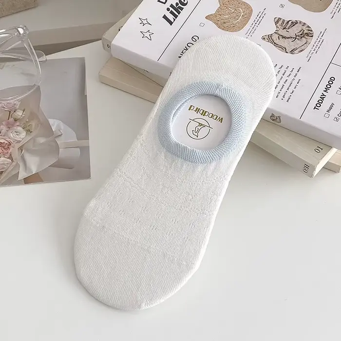 Chaussettes bateau invisibles pour femme, antidérapantes en silicone, avec nœud mignon, ajourées, en