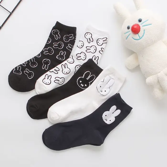 Kawaii Miffy coton cheville chaussettes minimaliste chérie dessin animé lapin pour les filles tricot doux et confortable usage quotidien ​   Tendance K légère