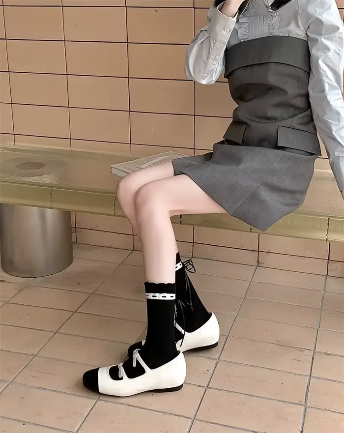 Chaussettes à froufrous en coton pour femmes, bas sexy, blanc, noir, dentelle Lolita, tendances de l
