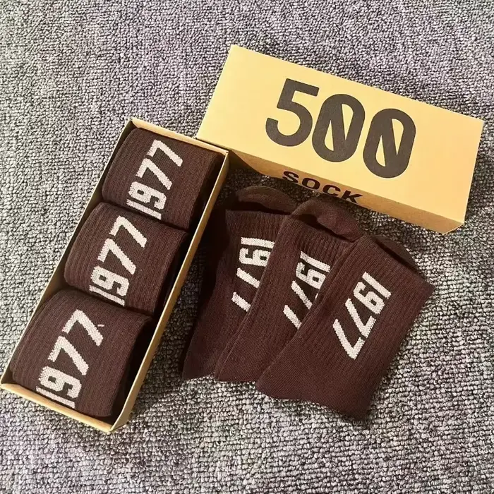 3 paires de chaussettes en boîte cadeau pour hommes, sports à la mode, basket-ball, cyclisme, cadeau
