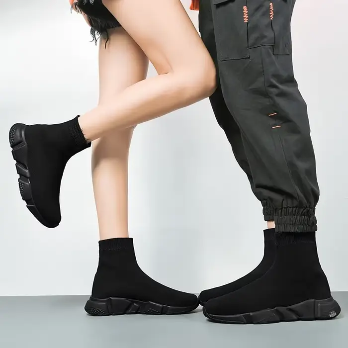 Chaussettes montantes baskets pour hommes femmes classique noir