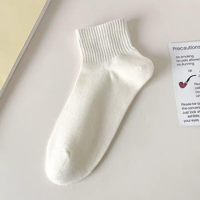 Chaussettes en coton pour femmes, couleur unie, mode d'été, chaussettes en maille simples, absorbent