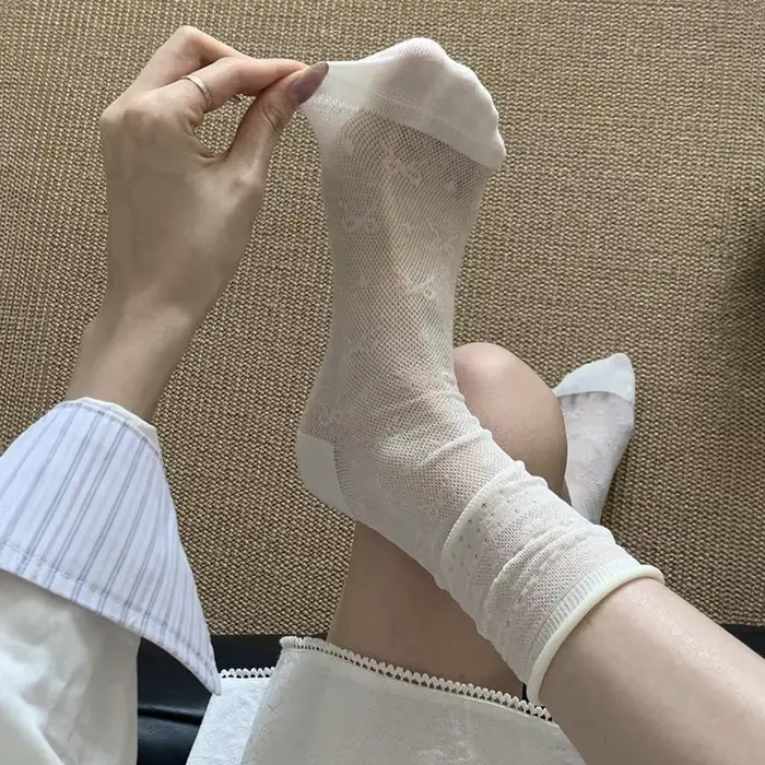 Chaussettes en résille pour femmes, 1 paire, style JK, matériau fin, bord en dentelle, chaussettes m