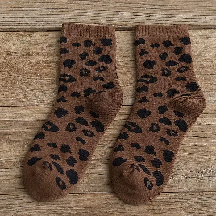 Femmes chaussettes coton rétro Cool imprimé léopard Terry épais hiver chaud chaussette coton Animal 