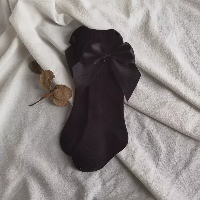 Chaussettes d'automne pour bébés filles de 0 à 5 ans, chaussettes de noël en coton rouge avec gros n