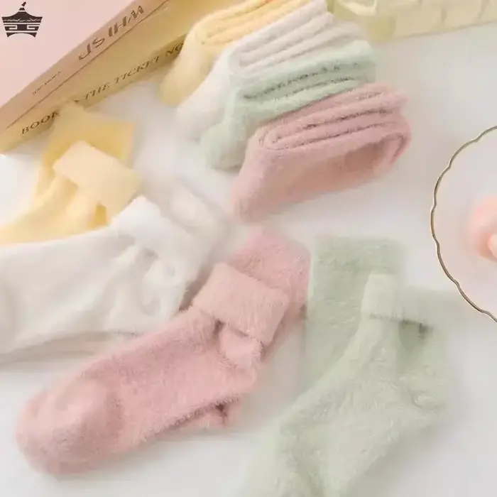 Chaussettes mi-tube épaisses pour femmes