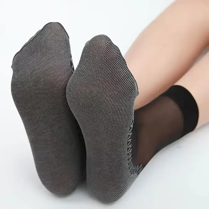 Chaussettes élastiques en dentelle pour femmes