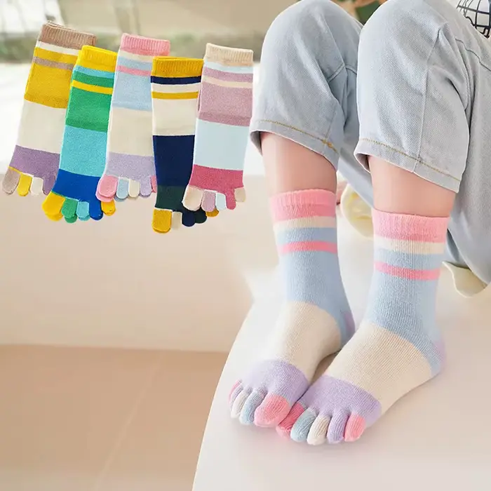 1 paire de nouvelles chaussettes à cinq orteils à la mode et polyvalentes pour enfants, déodorants respirants, confortables et mignons et respirants