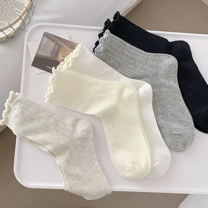 Chaussettes en maille pour femmes, nouvelle tendance, douces, coréennes, respirantes, fines, unies, Style Preppy, à volants, mignonnes et décontractées