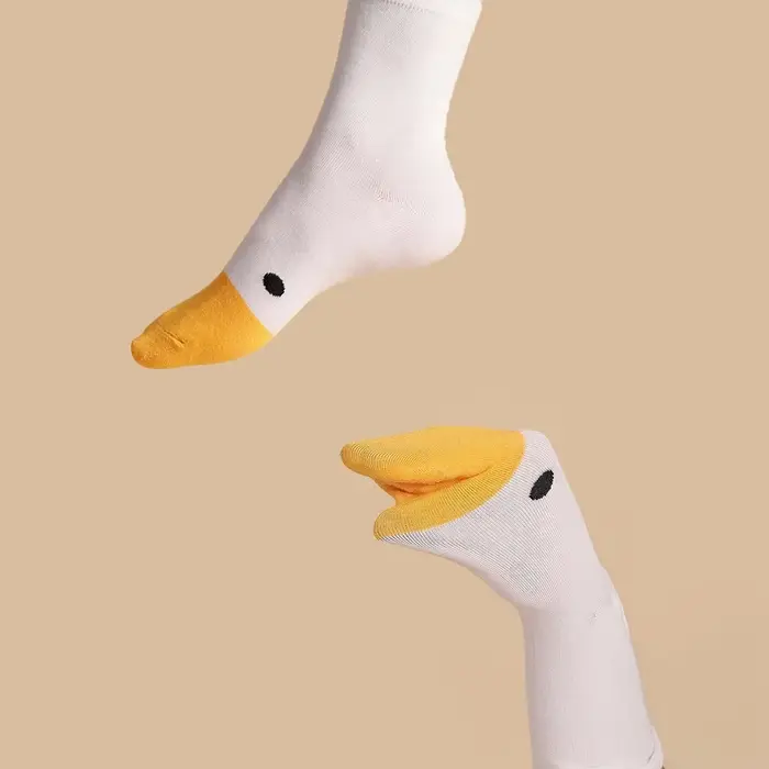 Femmes chaussettes coton mignon Kawaii dessin animé canard imprimé Calcetines Mujer Hip Hop drôle blanc Harajuku fille cadeau Sox Lingerie Skarpetki