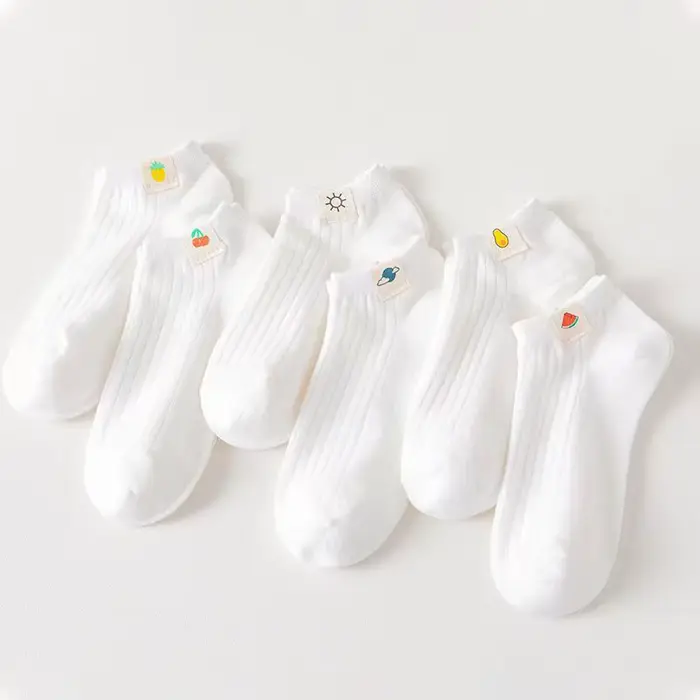 Chaussettes blanches décontractées pour femmes