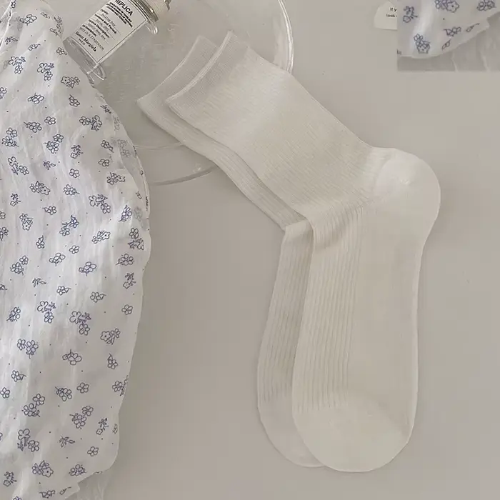 Chaussettes d'été en soie pour femmes, fines et respirantes, couleur unie, Tube central, mode coréen