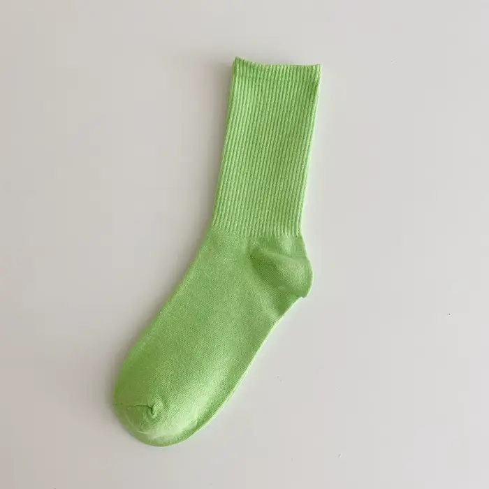 1 paire de chaussettes colorées solides pour femmes, chaussettes à Tube central en coton vert Fluore